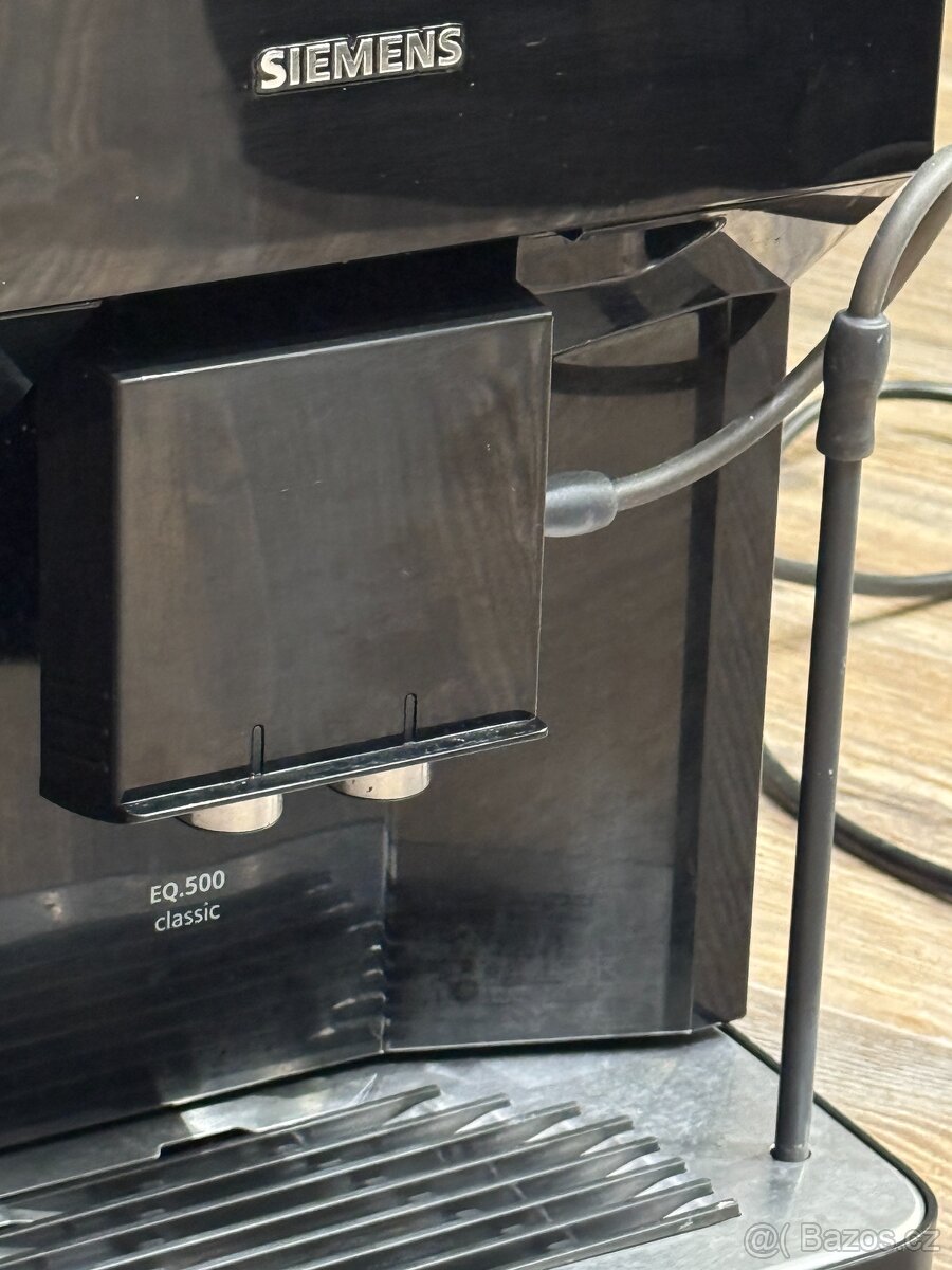 Automatický kávovar Siemens EQ.500 classic - 2