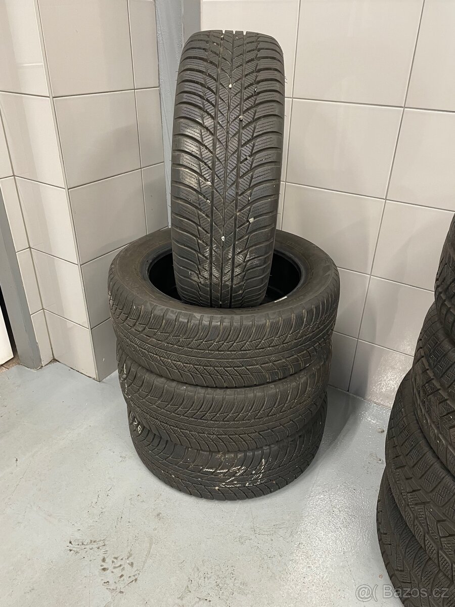 Zimní pneu 205/55R17 - 2