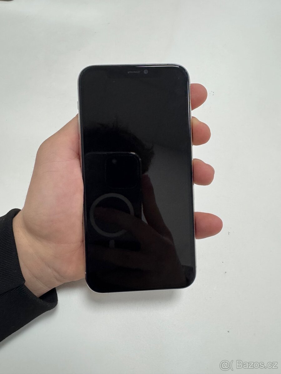 iPhone 11 Pro 64GB - 2