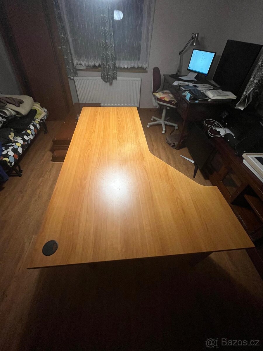 Psací stůl - 2