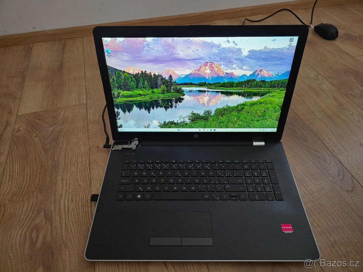 Notebook 17 palců HP - 2