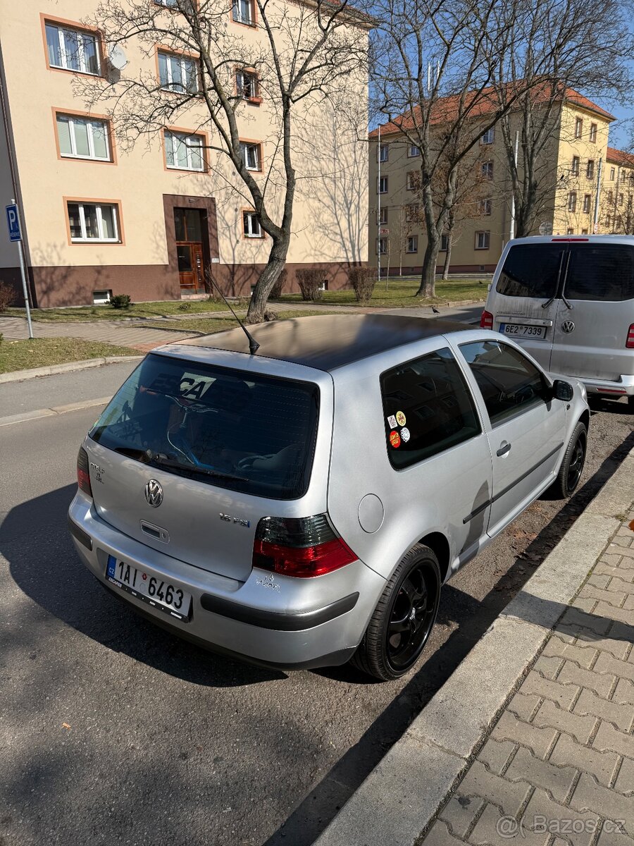 Golf 4 1.6fsi - 2