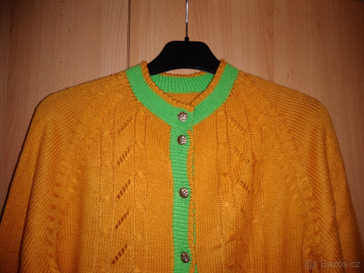 Oranžovozelený ručně pletený svetr - 2