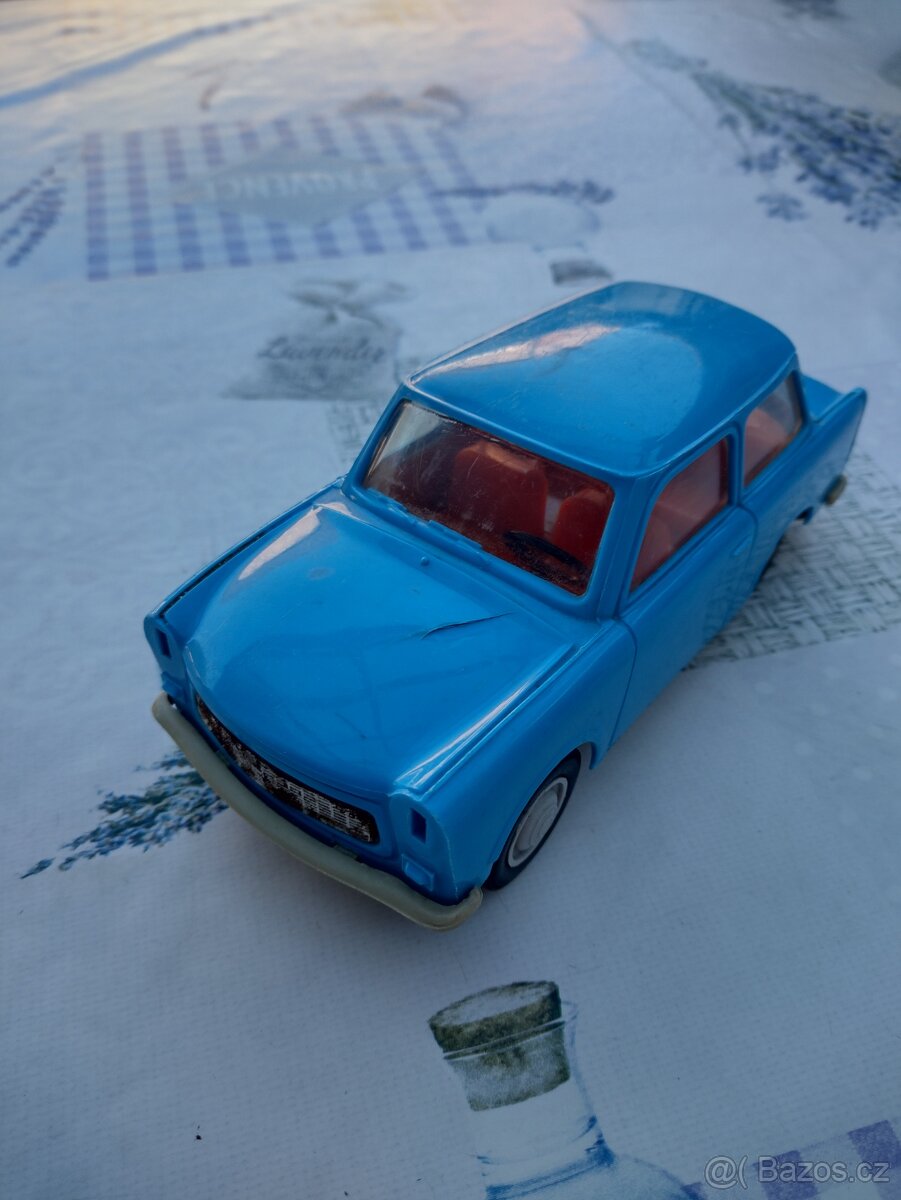 Trabant retro hračka - 2