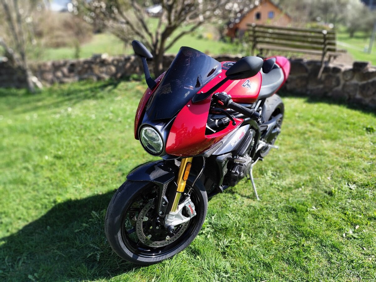 TRIUMPH STREET TRIPLE RR - 2