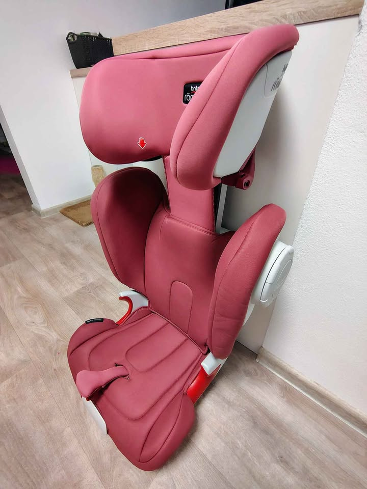 Britax RÖMER Kidfix II XP Sict Wine Rose - 2