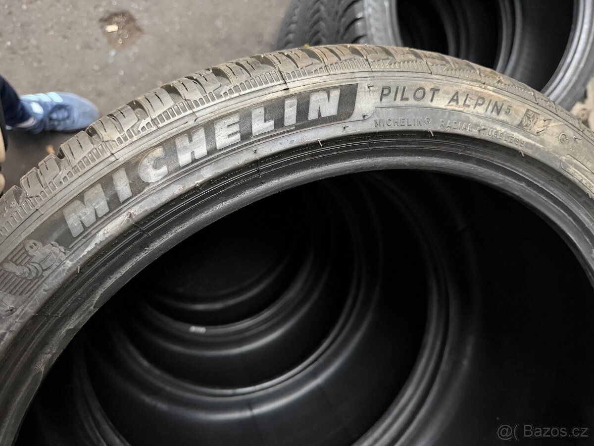 295/30 R21 Nové Michelin Pilot Alpin 5 R.2022 - 2