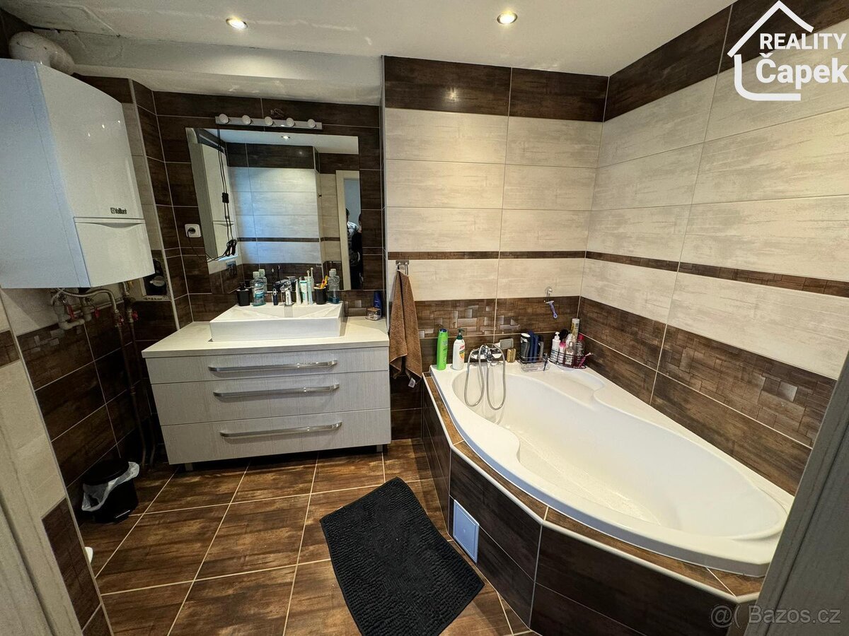 Pronájem bytu 2+kk, Vratimov, Okružní - 2