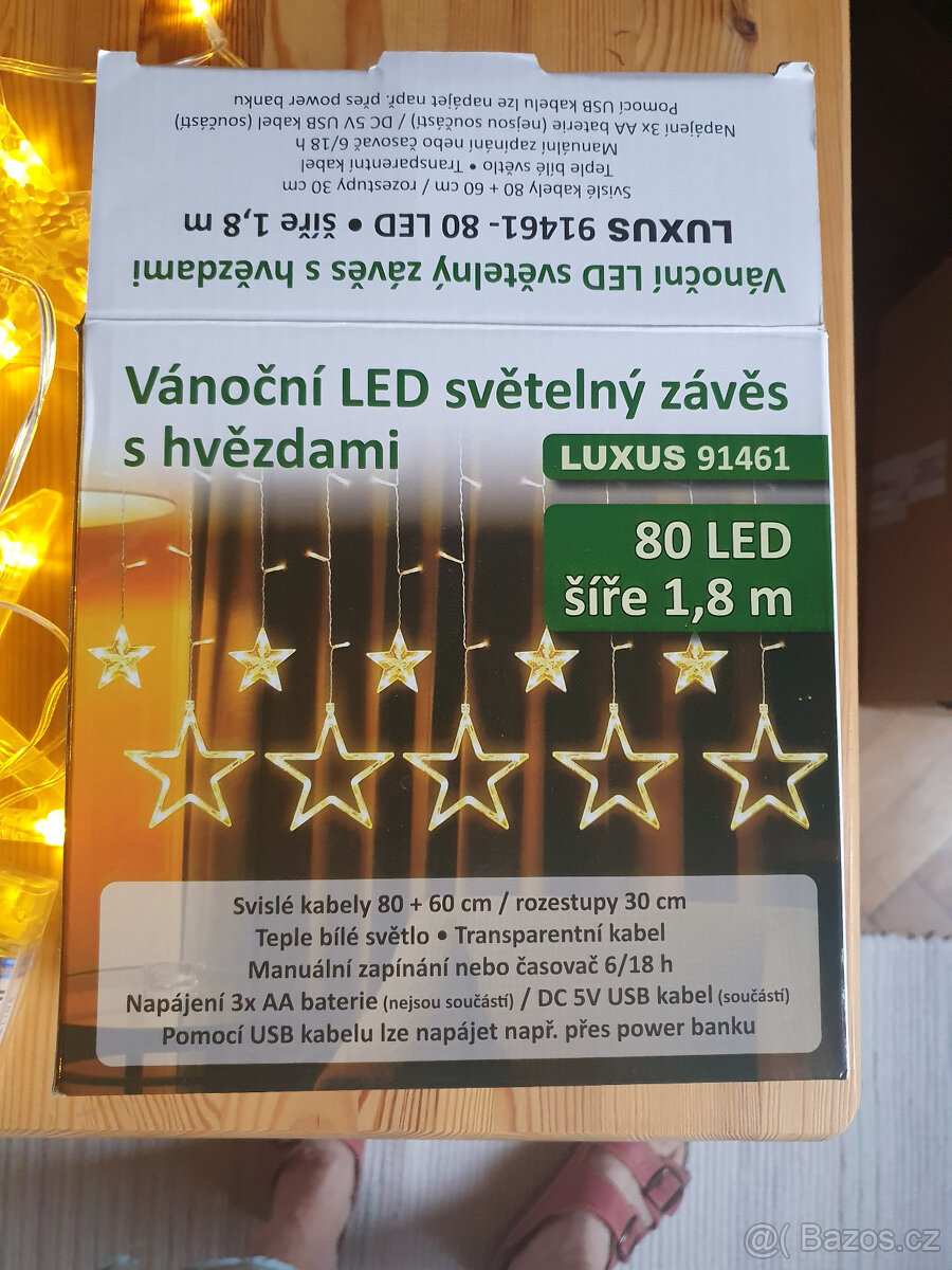 Světelný LED závěs hvězdy, šíře 1,8 m, 80 LED, teplé světlo - 2