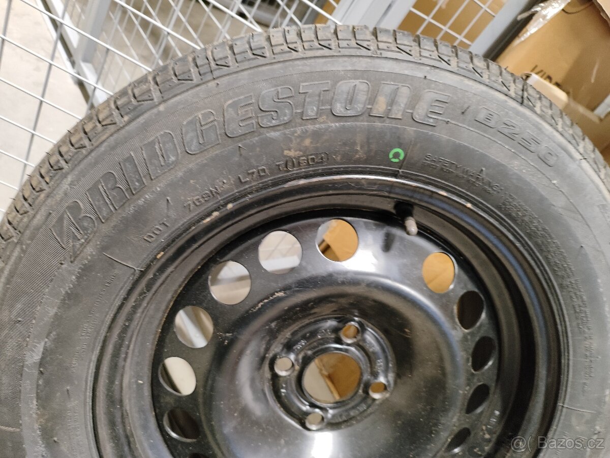 Nepoužité letní kolo s pneumatikou Bridgestone R15 195/65 - 2