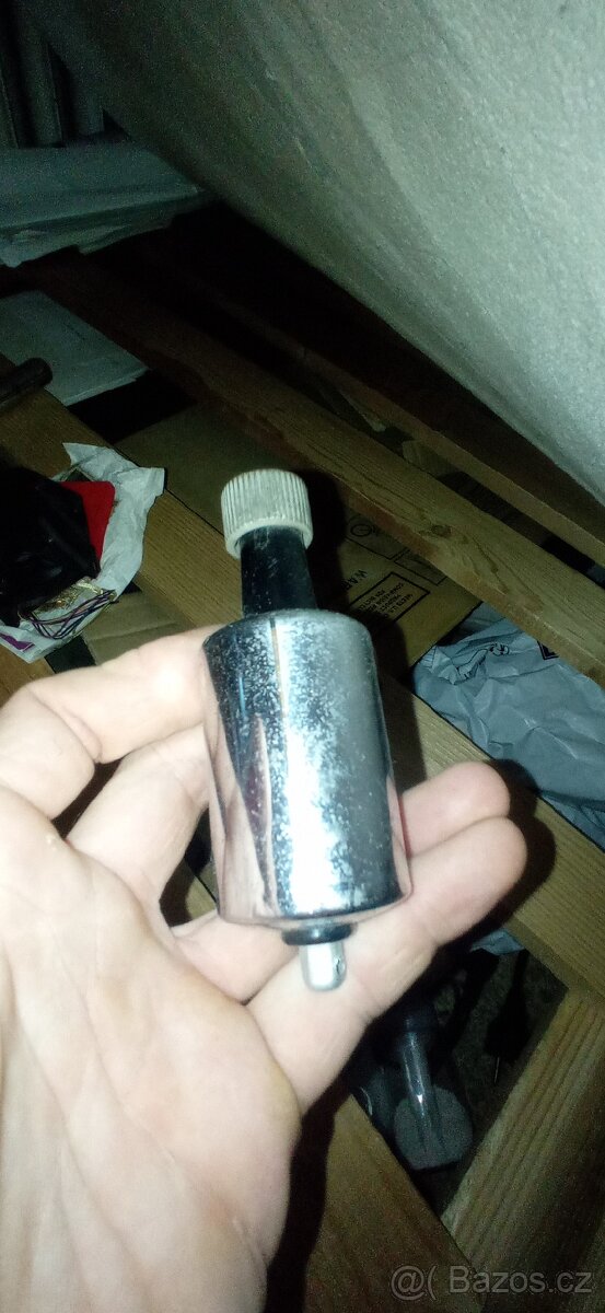 Dynamo retro na kolo Favorit - 2