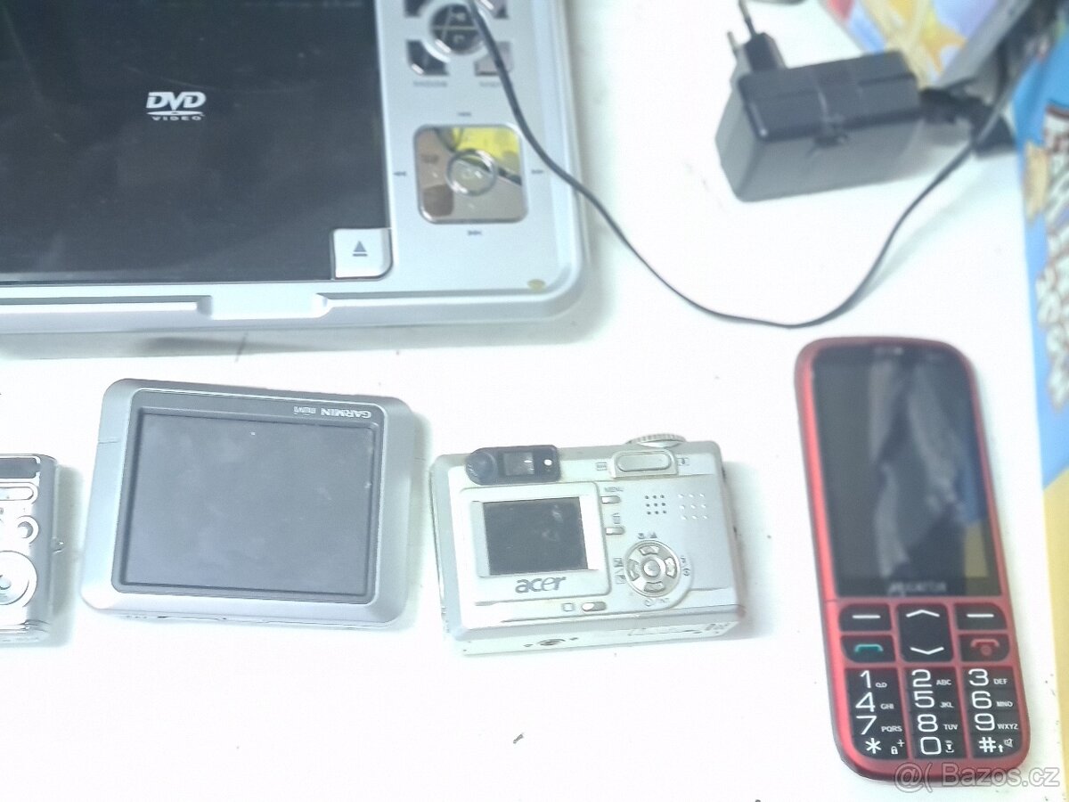 prodam fotaky a jine - 2