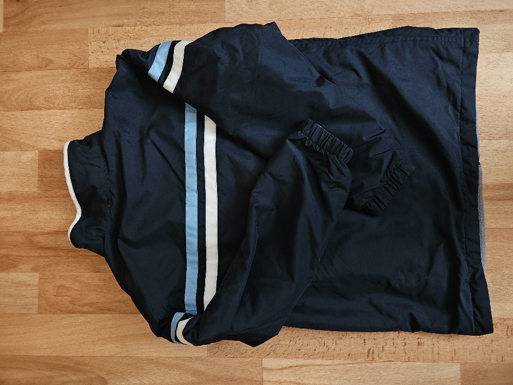 Prodam oboustranou bundu 140 - 2