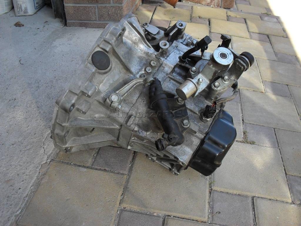 Suzuki Swift 1,3 benzin prevodovka - 2