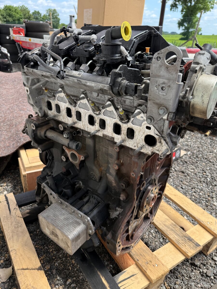 Prodám motor Renault 1,6 Bitdi.118 kw. - 2
