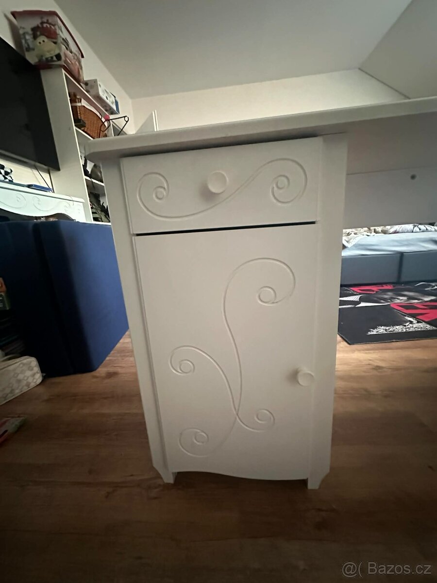 Dětský pracovní stůl - 2