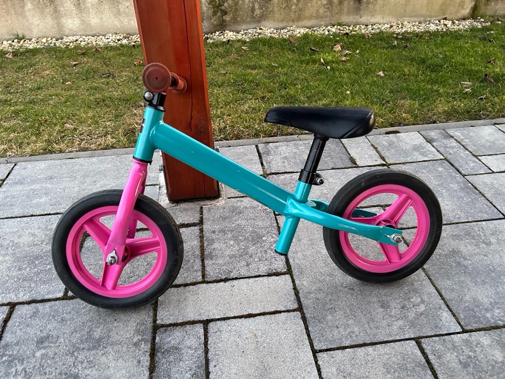 Předmět: 10" odrážedlo Decathlon – - 2