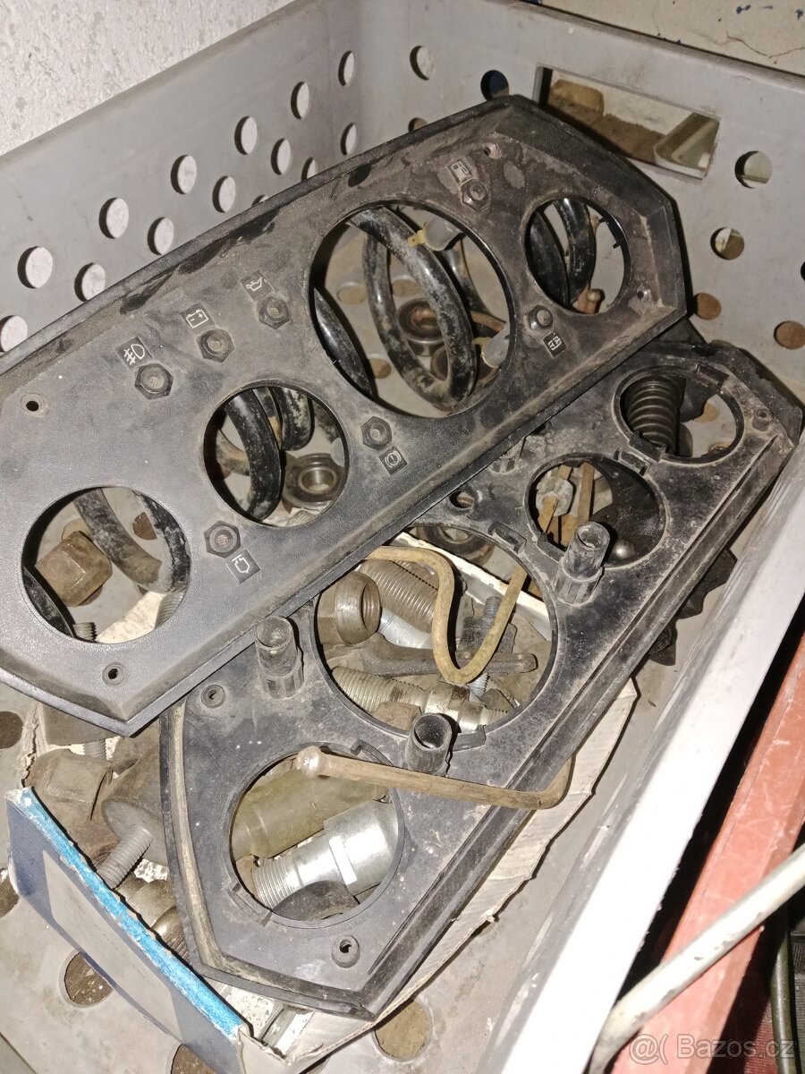 Náhradní díly Avia - 2