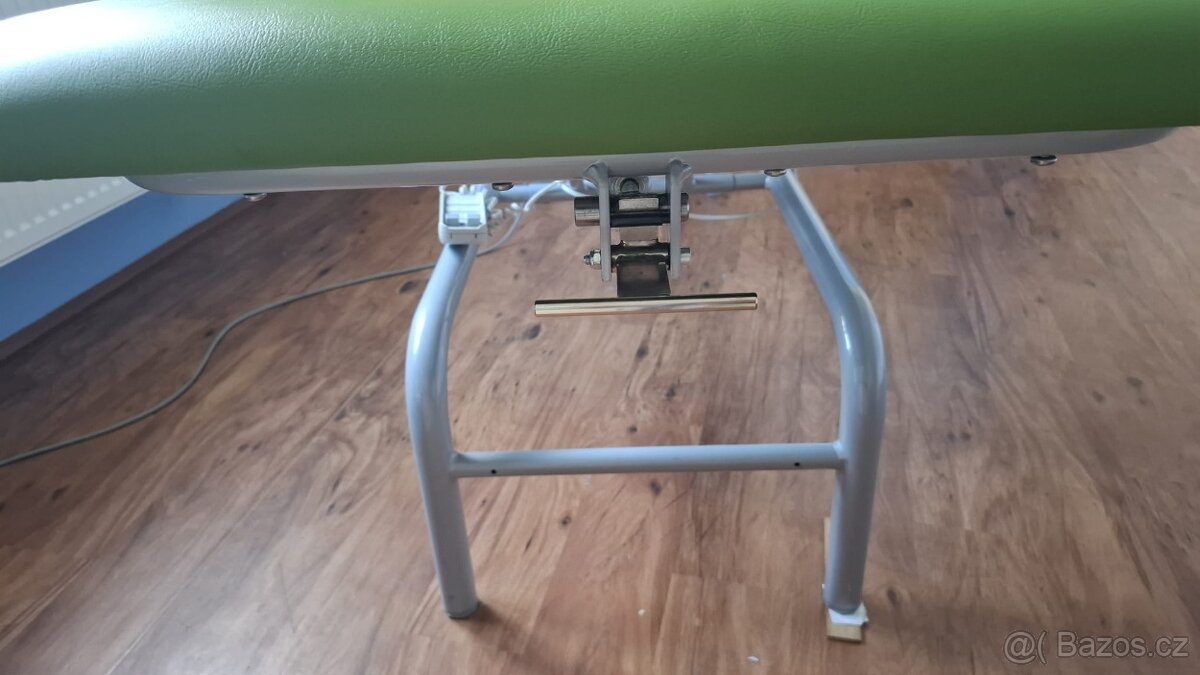 Elektrické masážní lehátko - 2