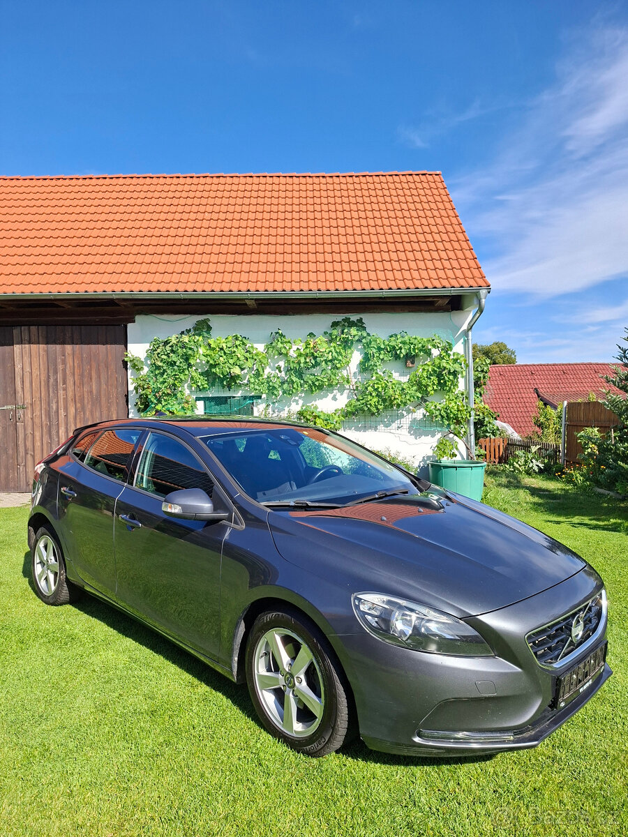 VOLVO V4 D2 - 2