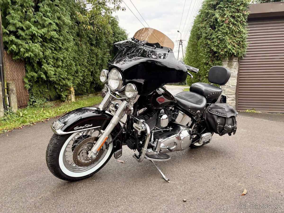 Harley Davidson Heritage Softail Classic - 2