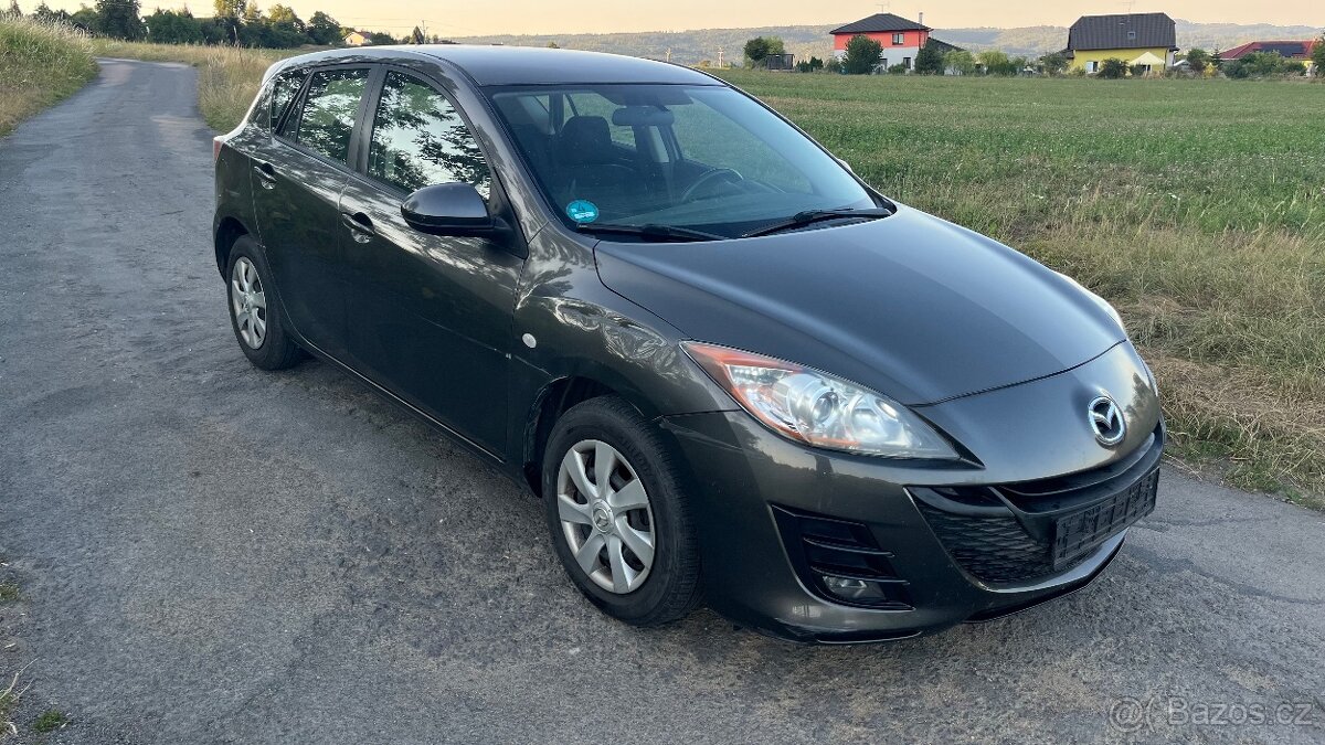 Prodám Mazda 3 MZR 1.6 2010 - 2
