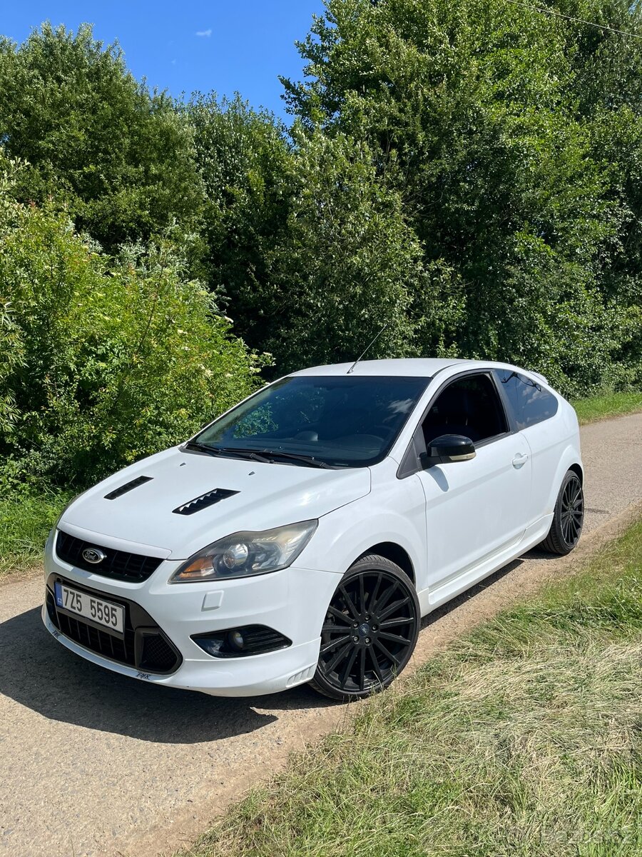 Ford Focus 2.0 - 2