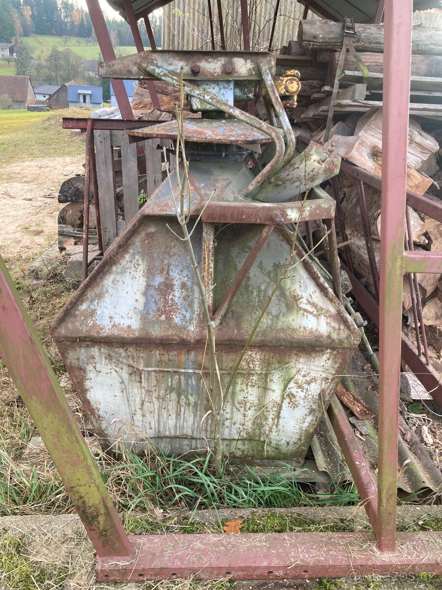 Rozmetadlo umělých hnojiv - 2