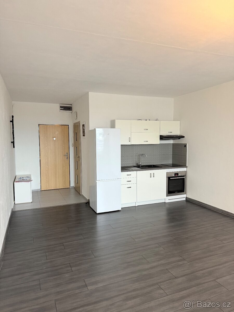 Pronájem bytu 1+kk v Orlové - 2