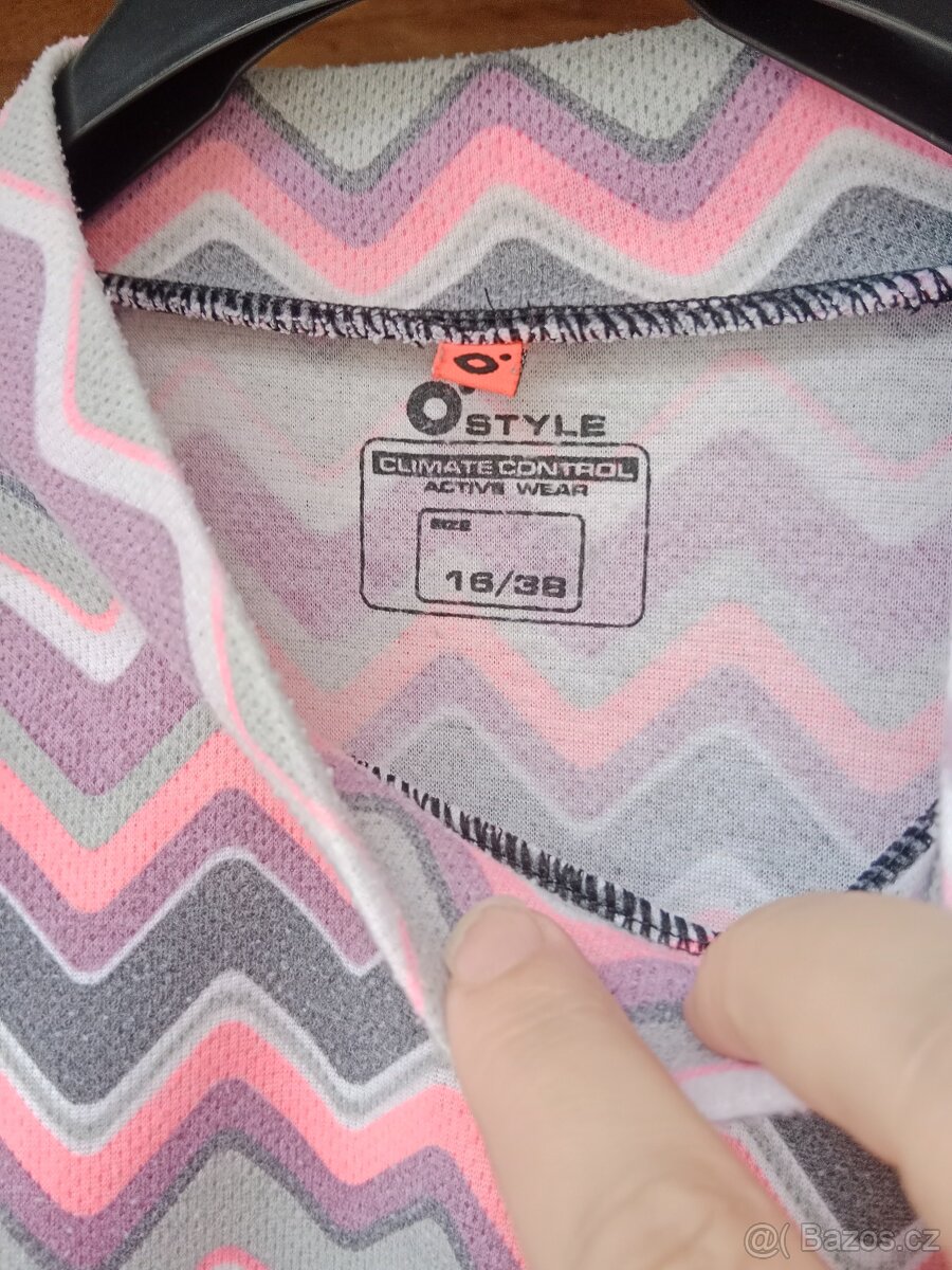 Dámské sportovní triko - 2