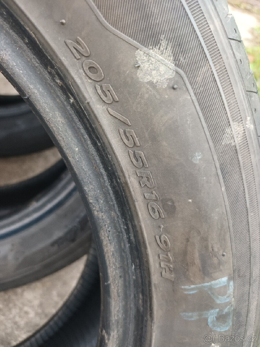 pneu 205/55/16 - 2