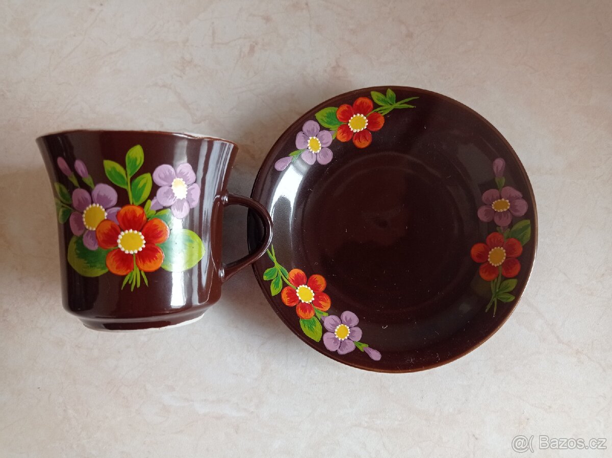 Ručně malované šálky s talířky - 2
