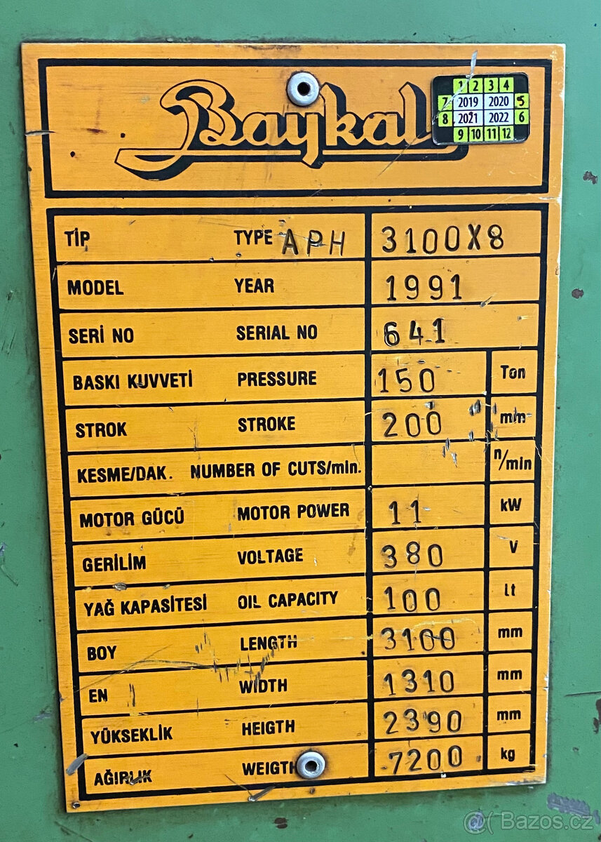 Ohraňovací lis Baykal - 2