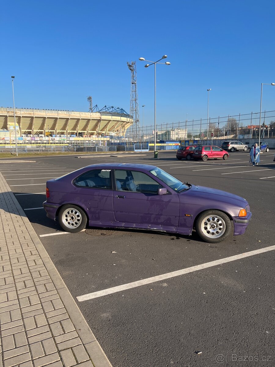 BMW E36 compact 316i - 2