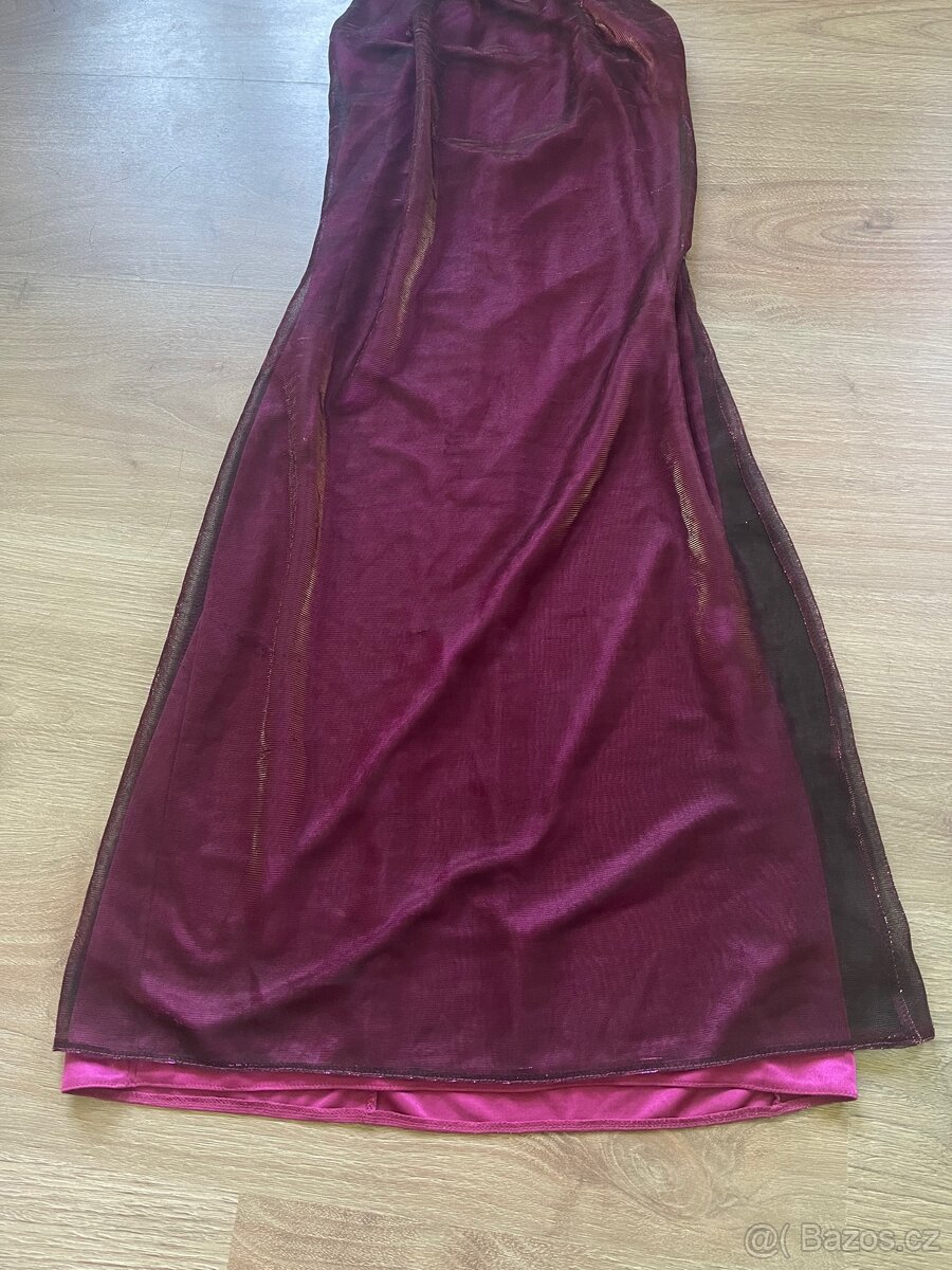 Dámské šaty - 2
