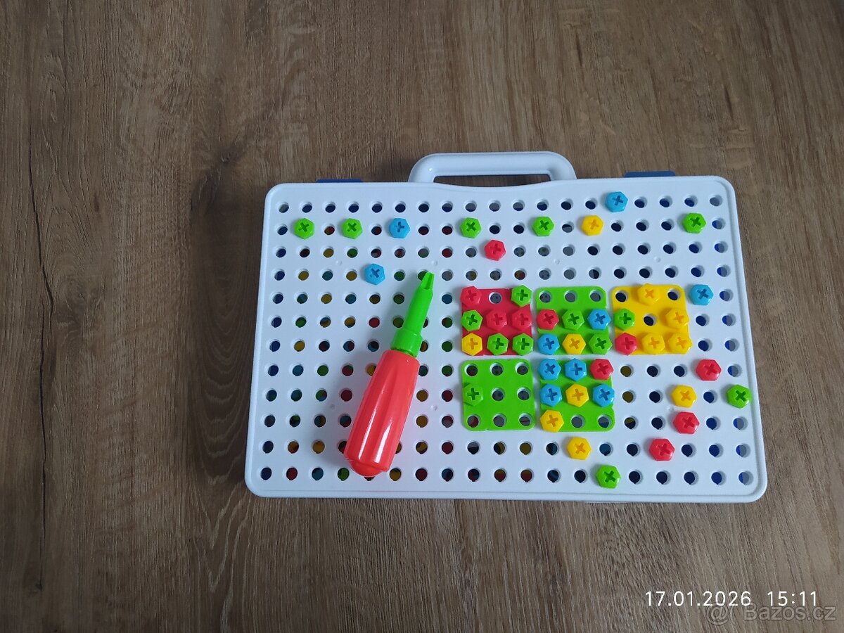 Stolní hry, puzzle, hračky - 2