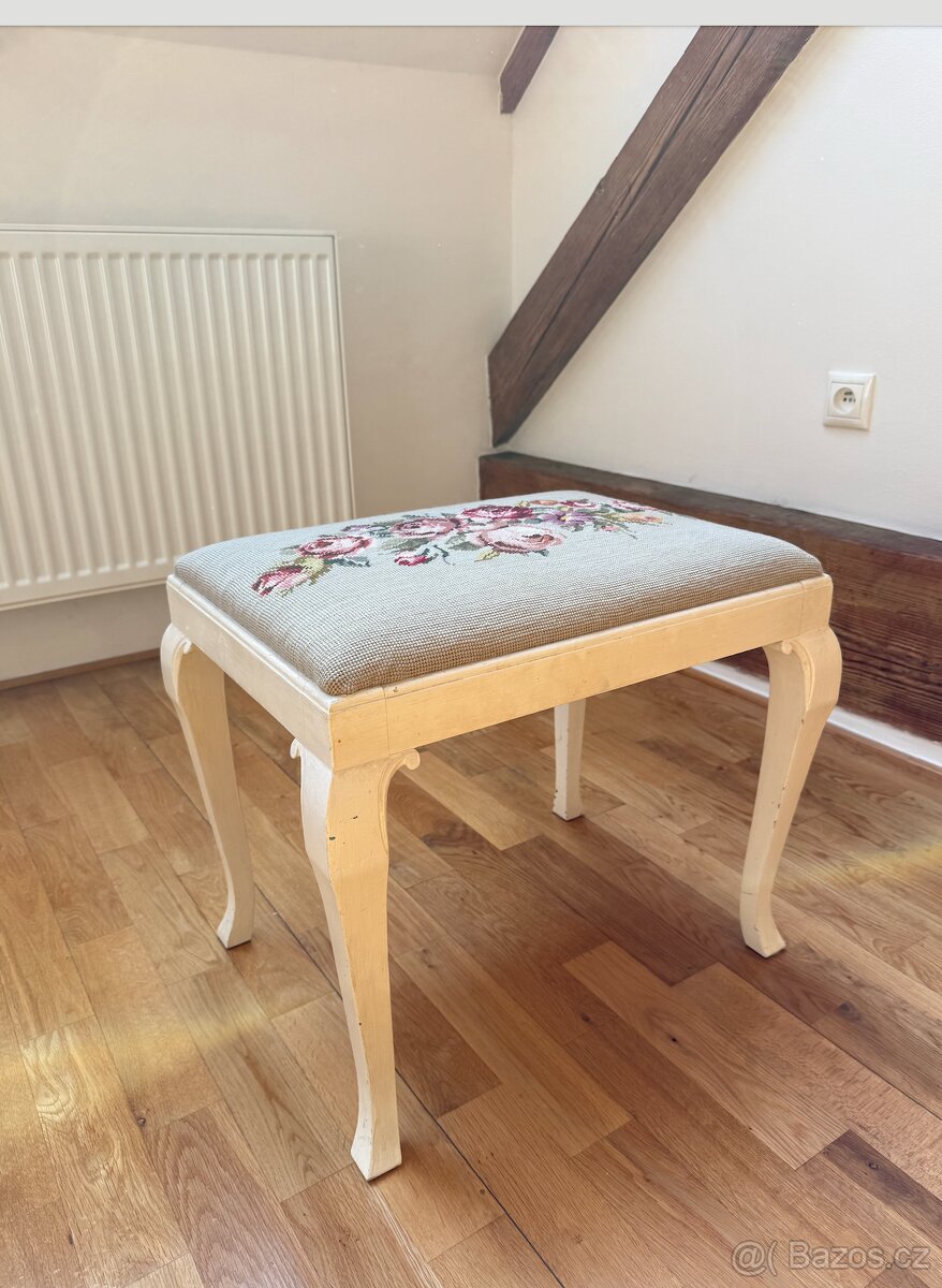 čalouněná stolička / taburet ve vintage stylu - 2
