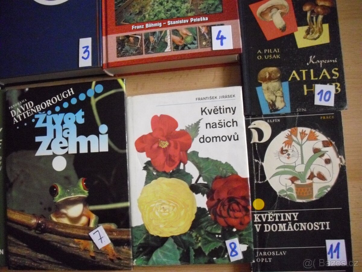 11 knih (biologie...) - 2