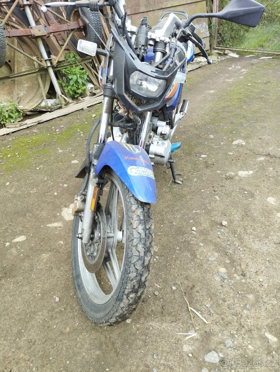 Yuki 125 - 2