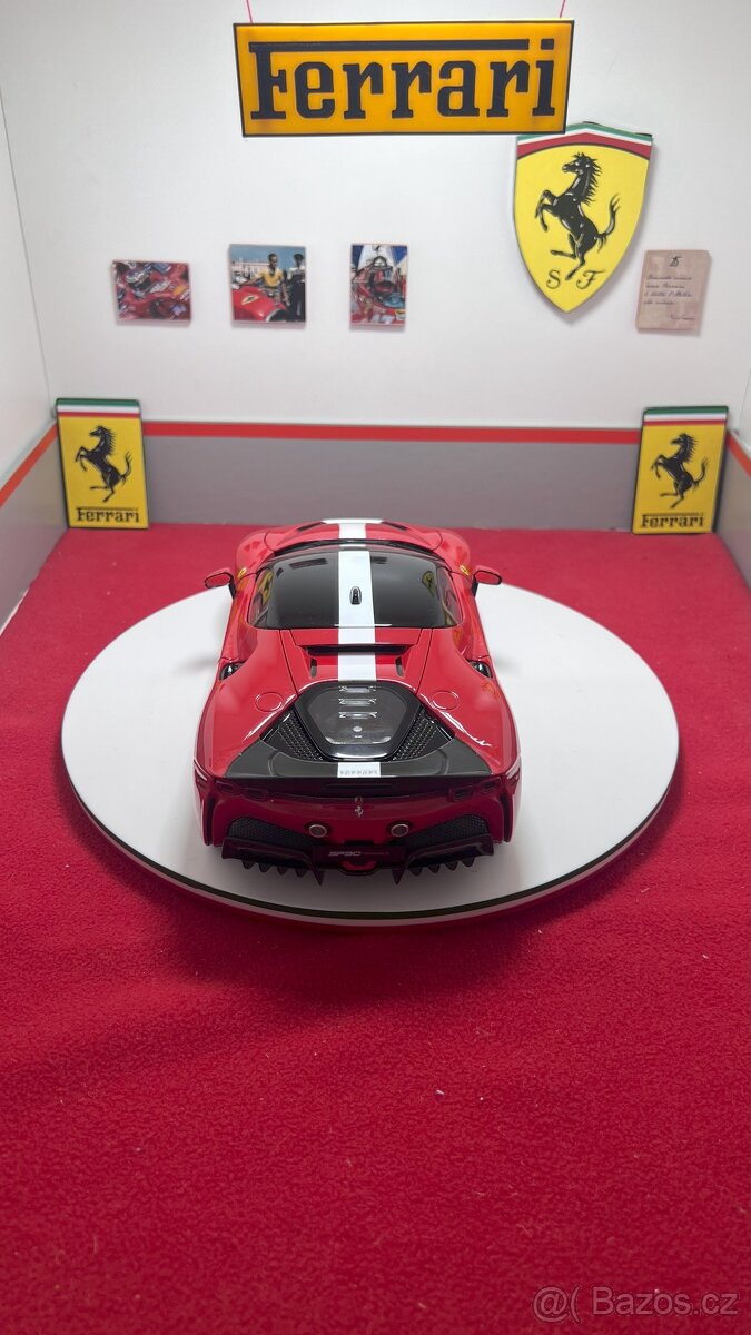 Ferrari SF90 Stradale Assetto Fiorano 1:18 Bburago Signature - 2