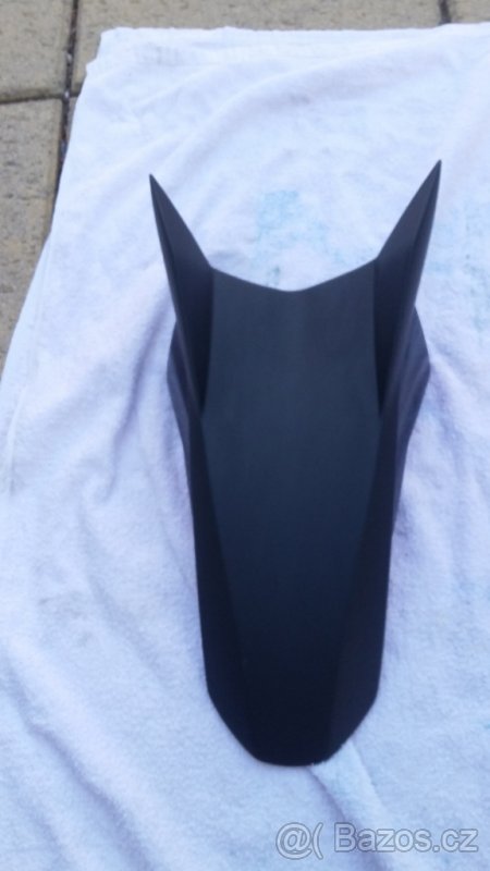 Prodám přední blatník na Aprilii SMV Dorsoduro 750 - 2