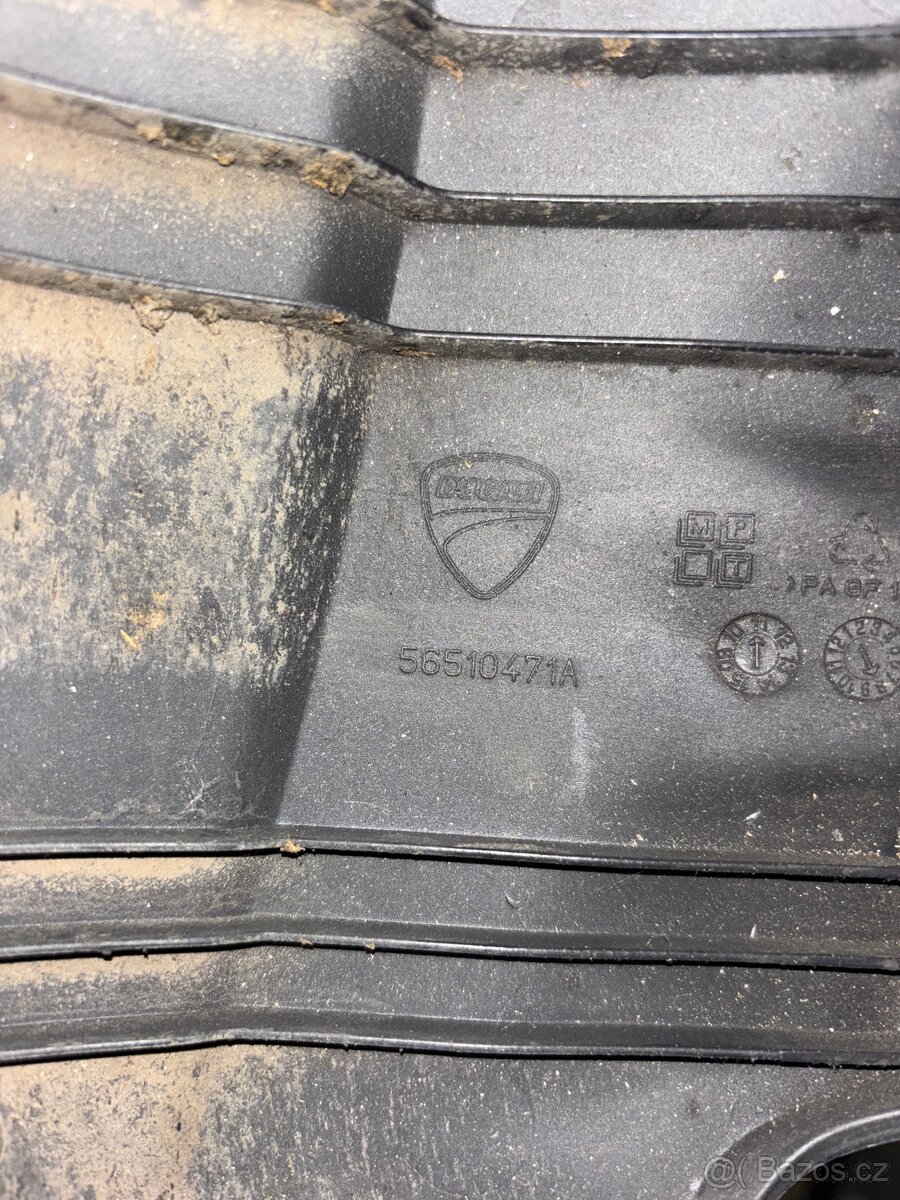 Originální blatník DUCATI Multistrada 1200 (2010-2014) - 2