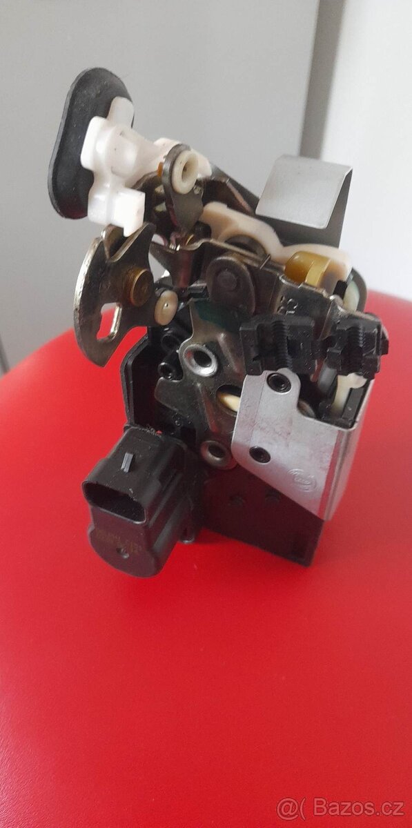 Zámek Fiat Brava - 2