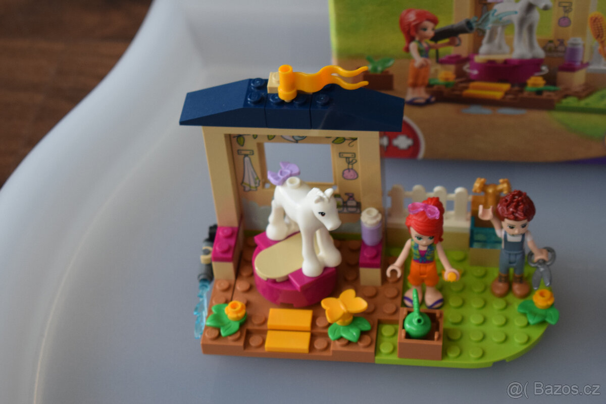 Lego Friends 41696 Čištění poníka ve stáji (4+) - 2
