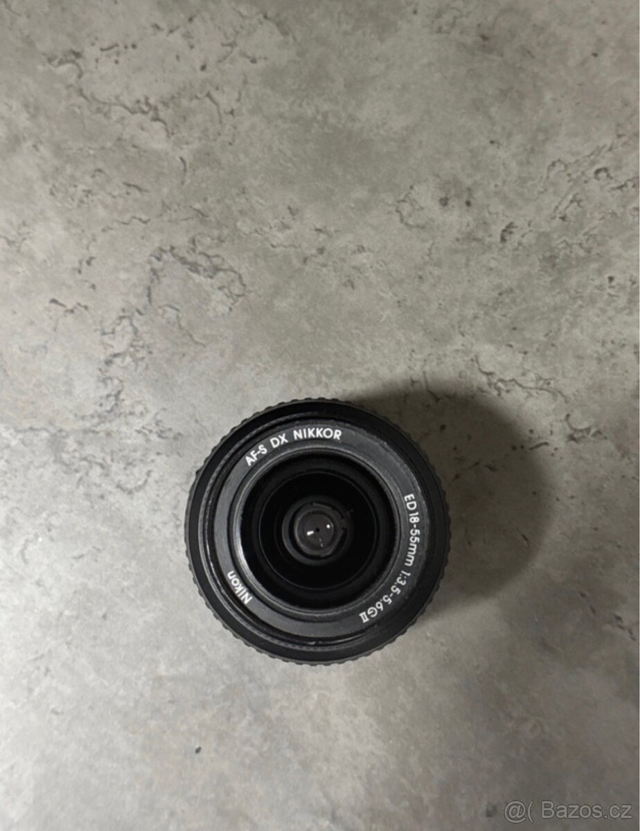 Nikon AF-S Nikkor 18-55mm - 2