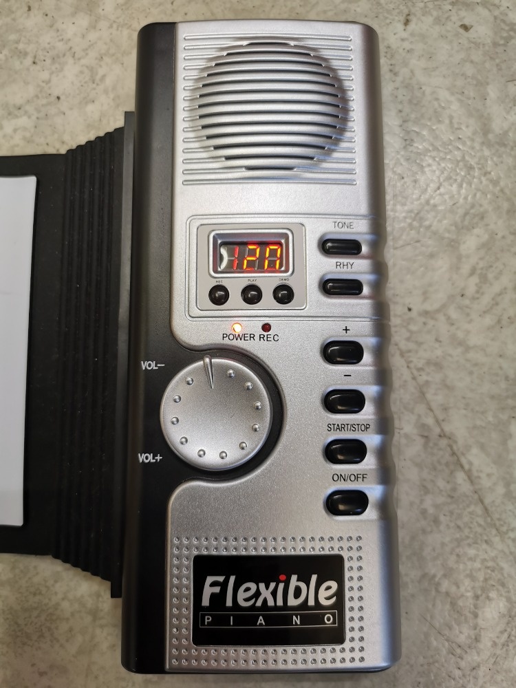 Rolovací skládací piáno Flexible - 2