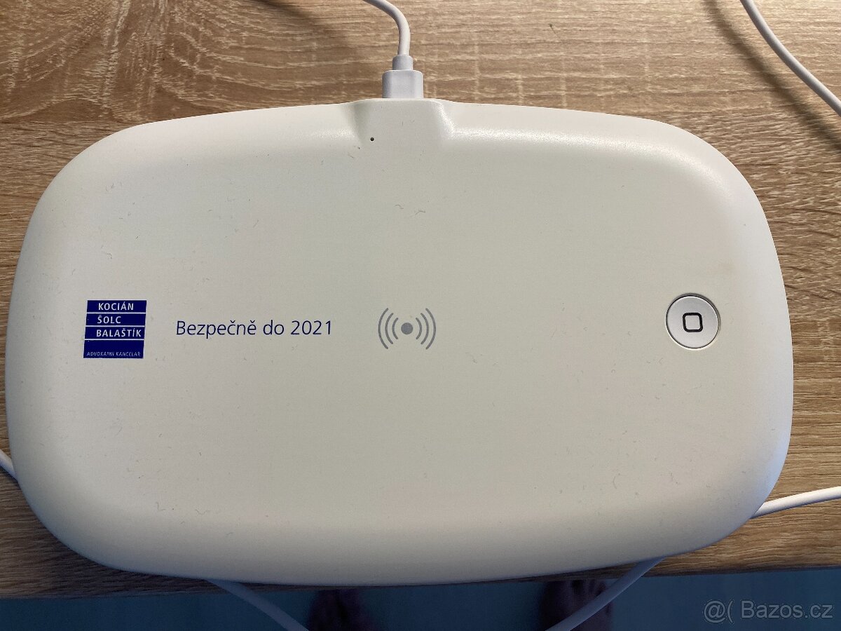 Bezdrátová nabíječka a UV sterilizér - 2