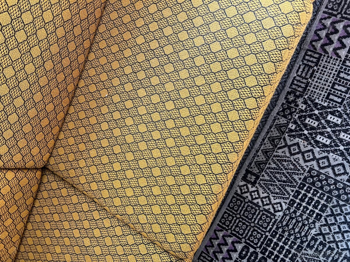 Rozkládací pohovka - 2