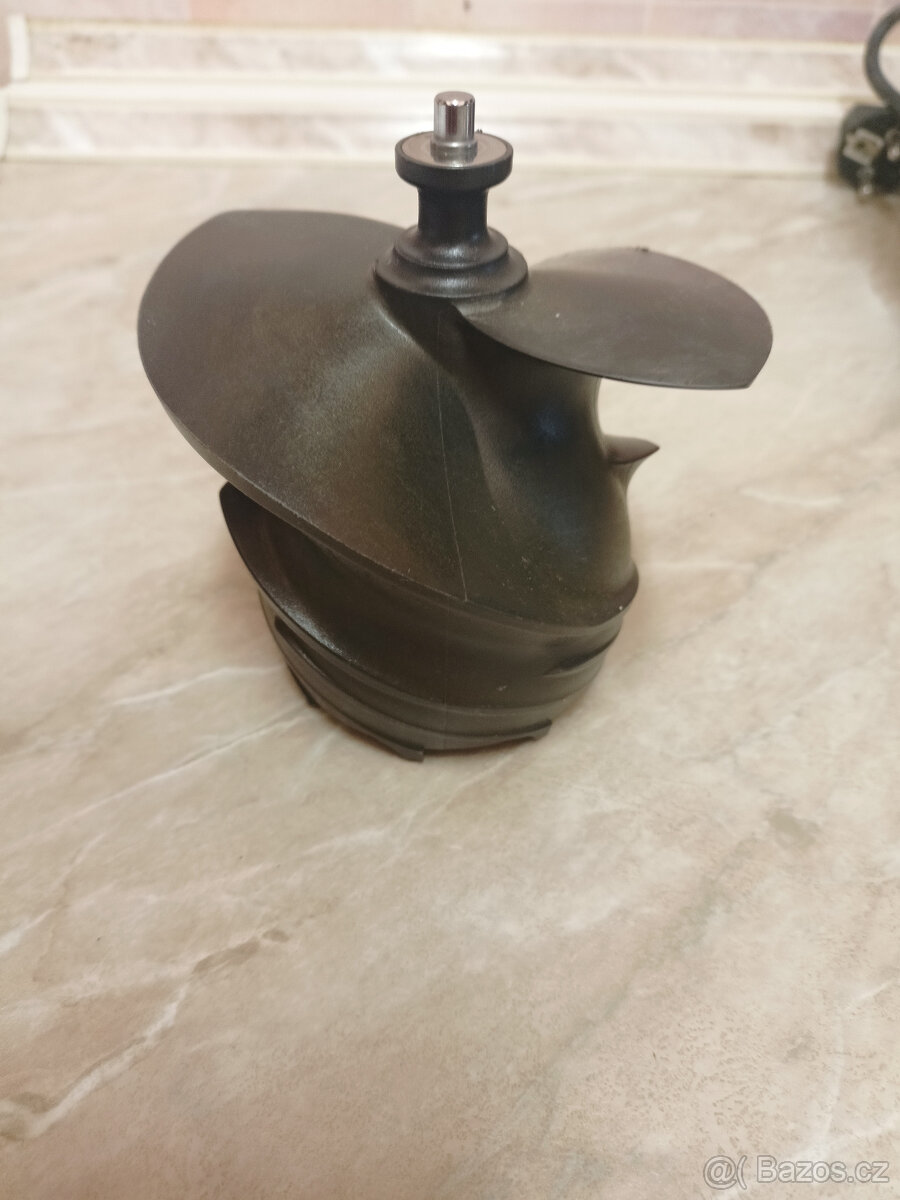 Šnekový odšťavňovač - 2