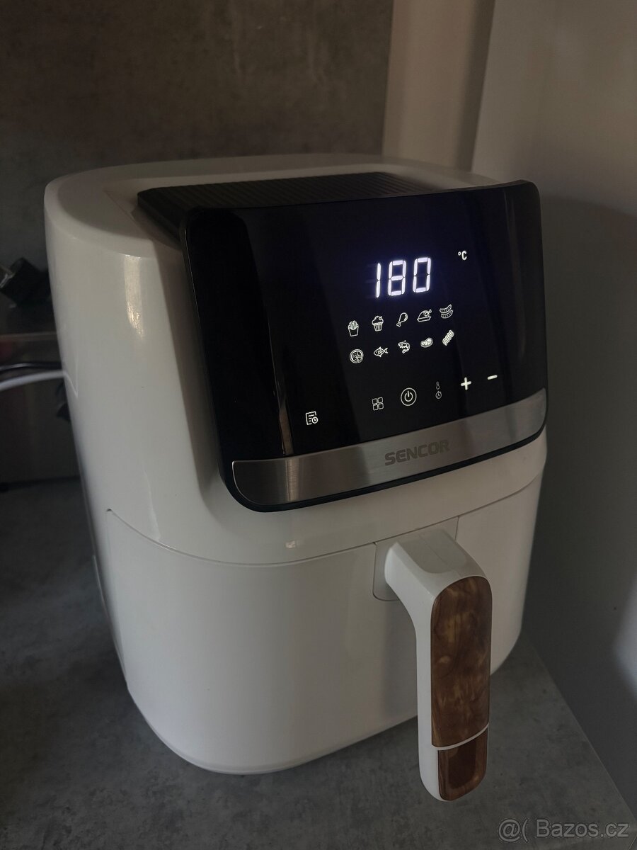 Horkovzdušná friteza - 2